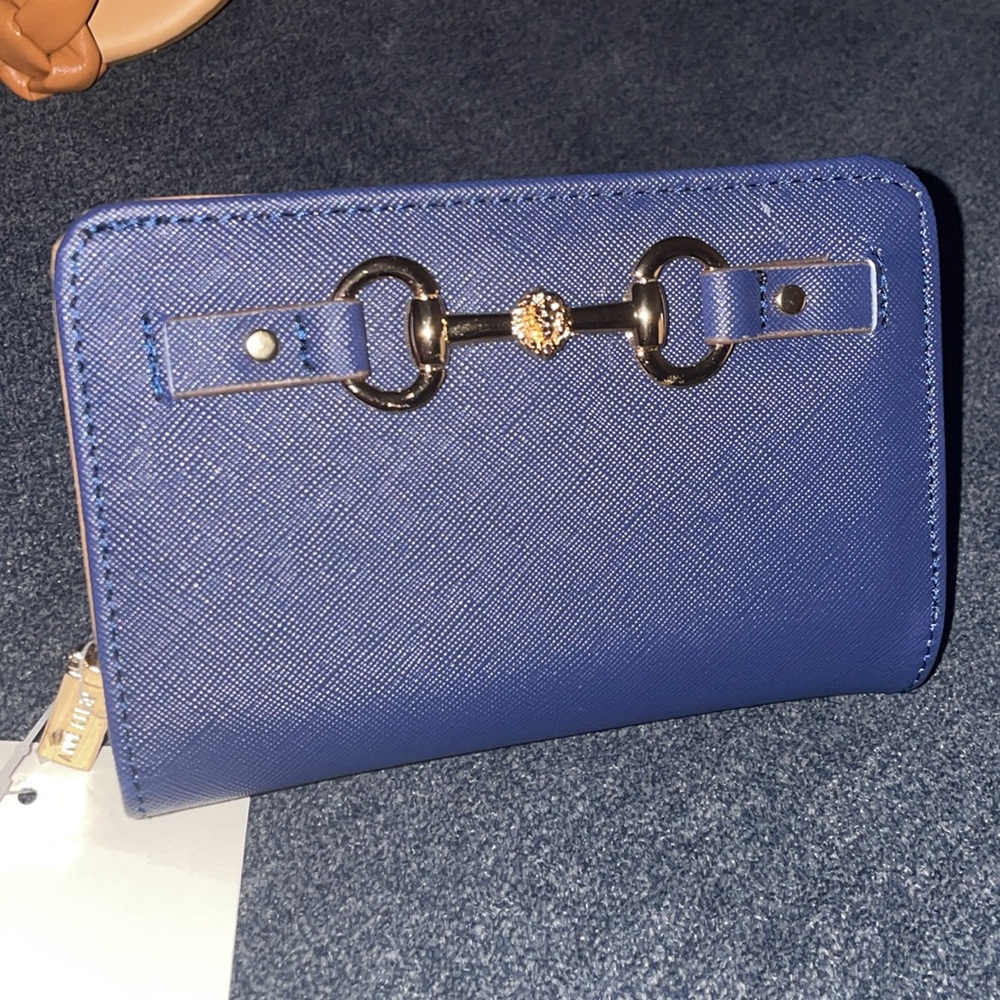 Wallet - Picture 4 of 4